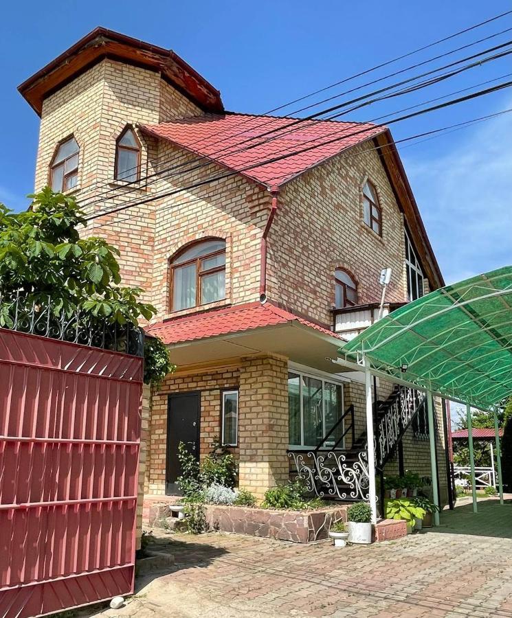 Guest house Visit Cholpon-Ata Extérieur photo