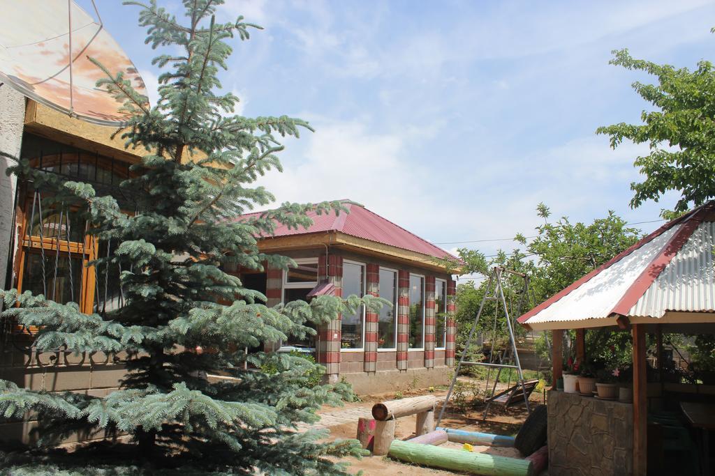 Guest house Visit Cholpon-Ata Extérieur photo